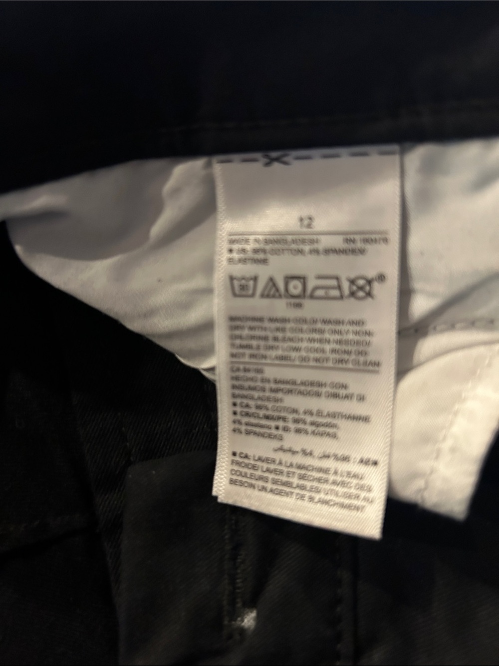 Old Navy Pixie Mid-Rise Pants in Black - Picture 3 of 3